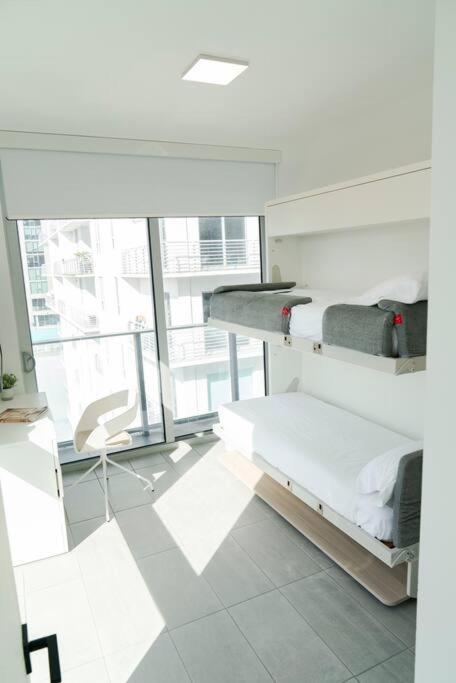 Charming 2 Bedroom Downtown Miami 2106 Free Parking Екстериор снимка